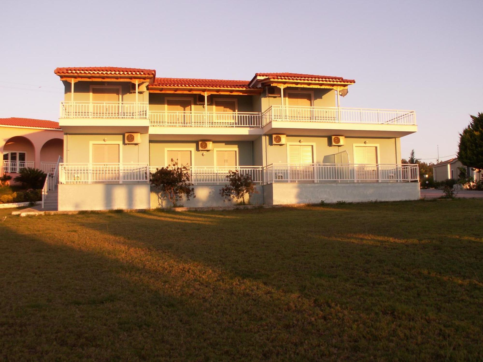 Kastro Beach Hotel Exterior photo