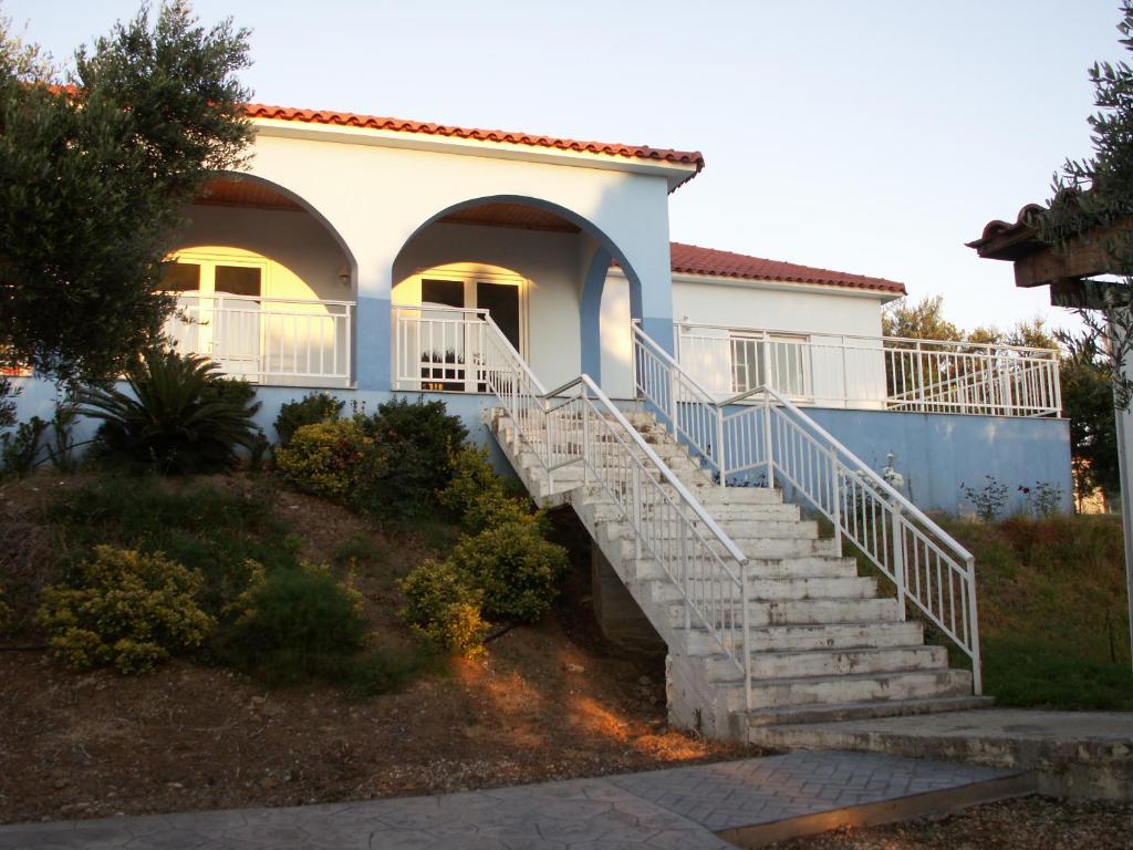 Kastro Beach Hotel Exterior photo
