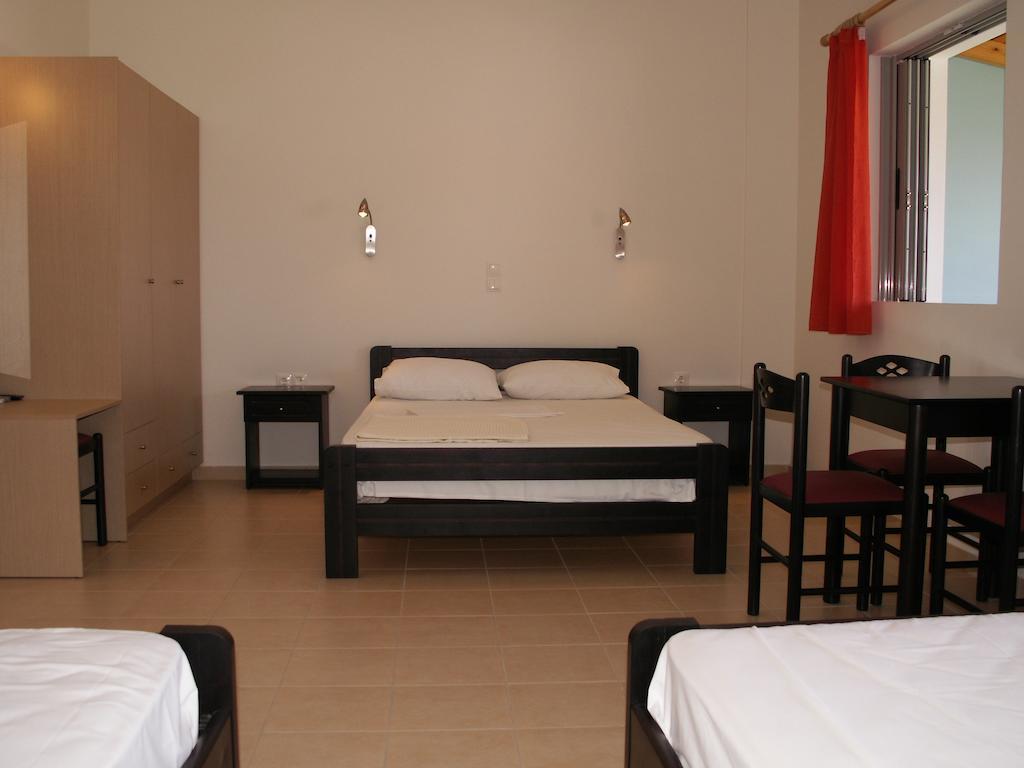 Kastro Beach Hotel Room photo